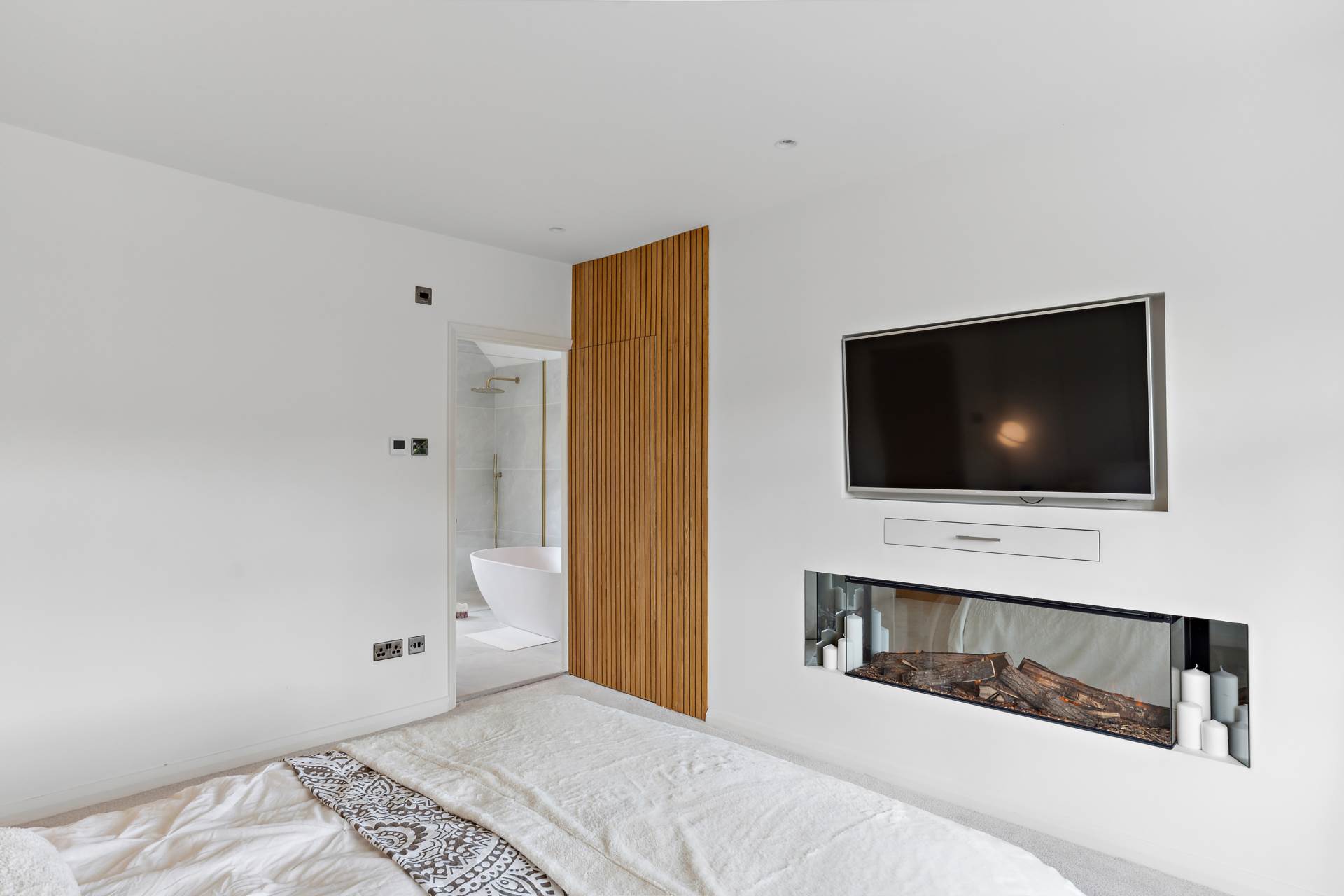 Additional Property Image 4 bedroom Detached to rent in Epsom 13