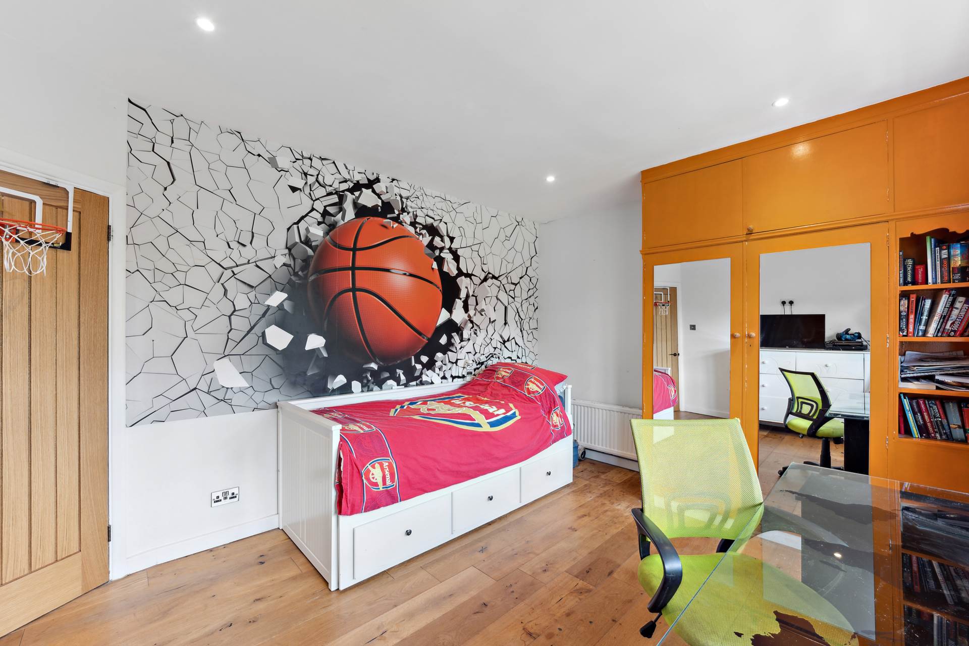 Additional Property Image 4 bedroom Detached to rent in Epsom 17