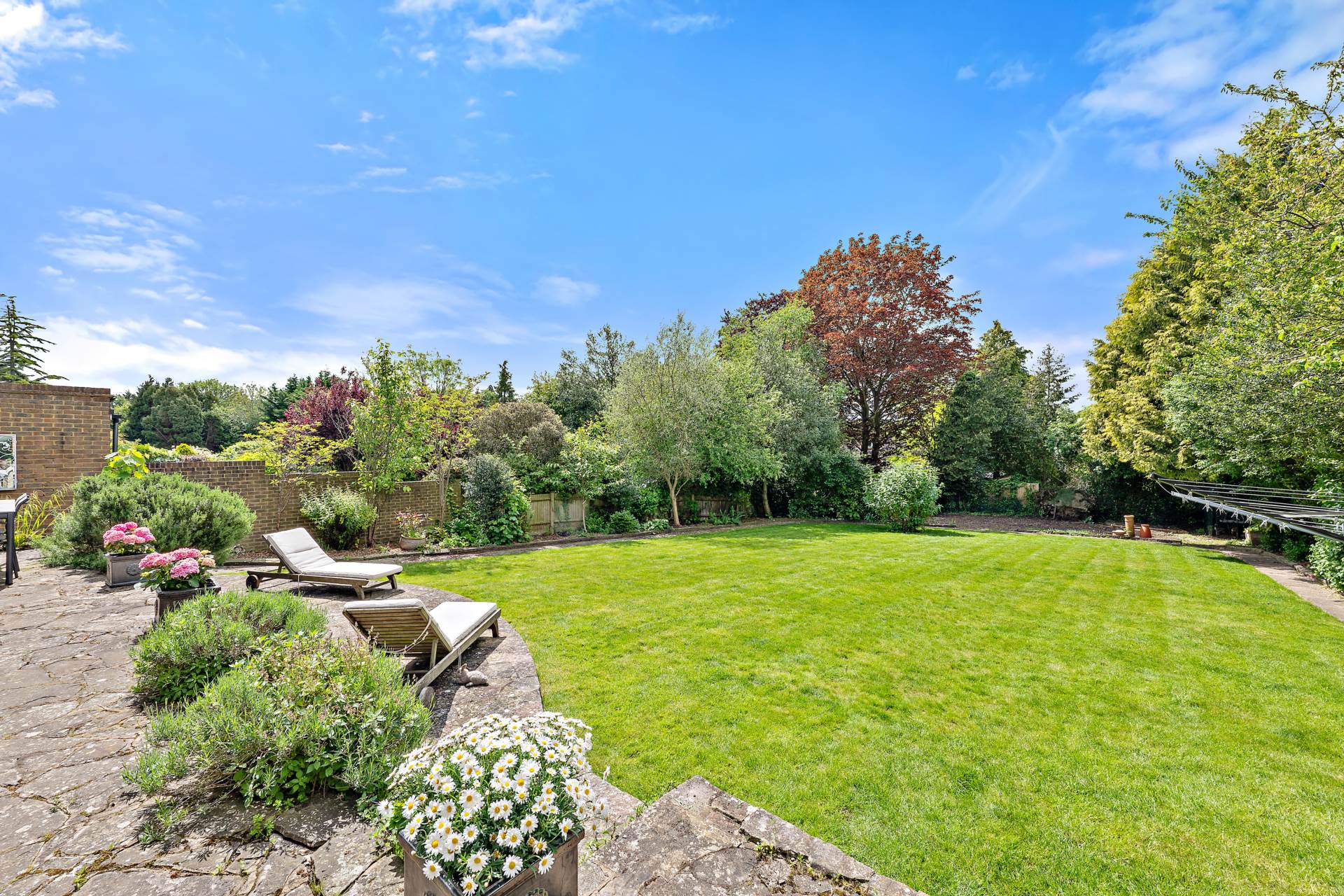 Additional Property Image 4 bedroom Detached to rent in Epsom 23