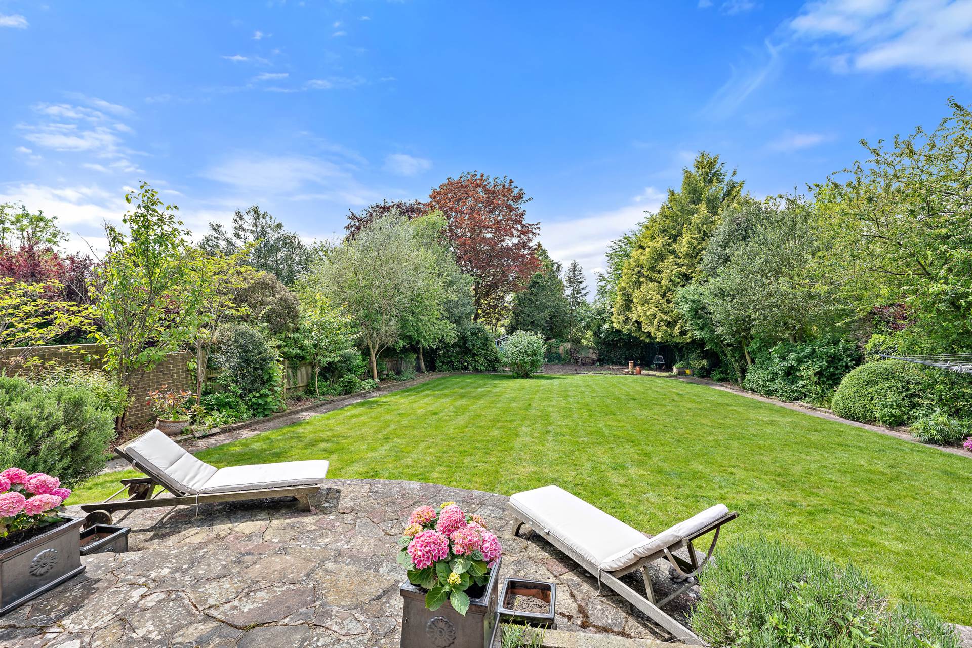 Additional Property Image 4 bedroom Detached to rent in Epsom 24