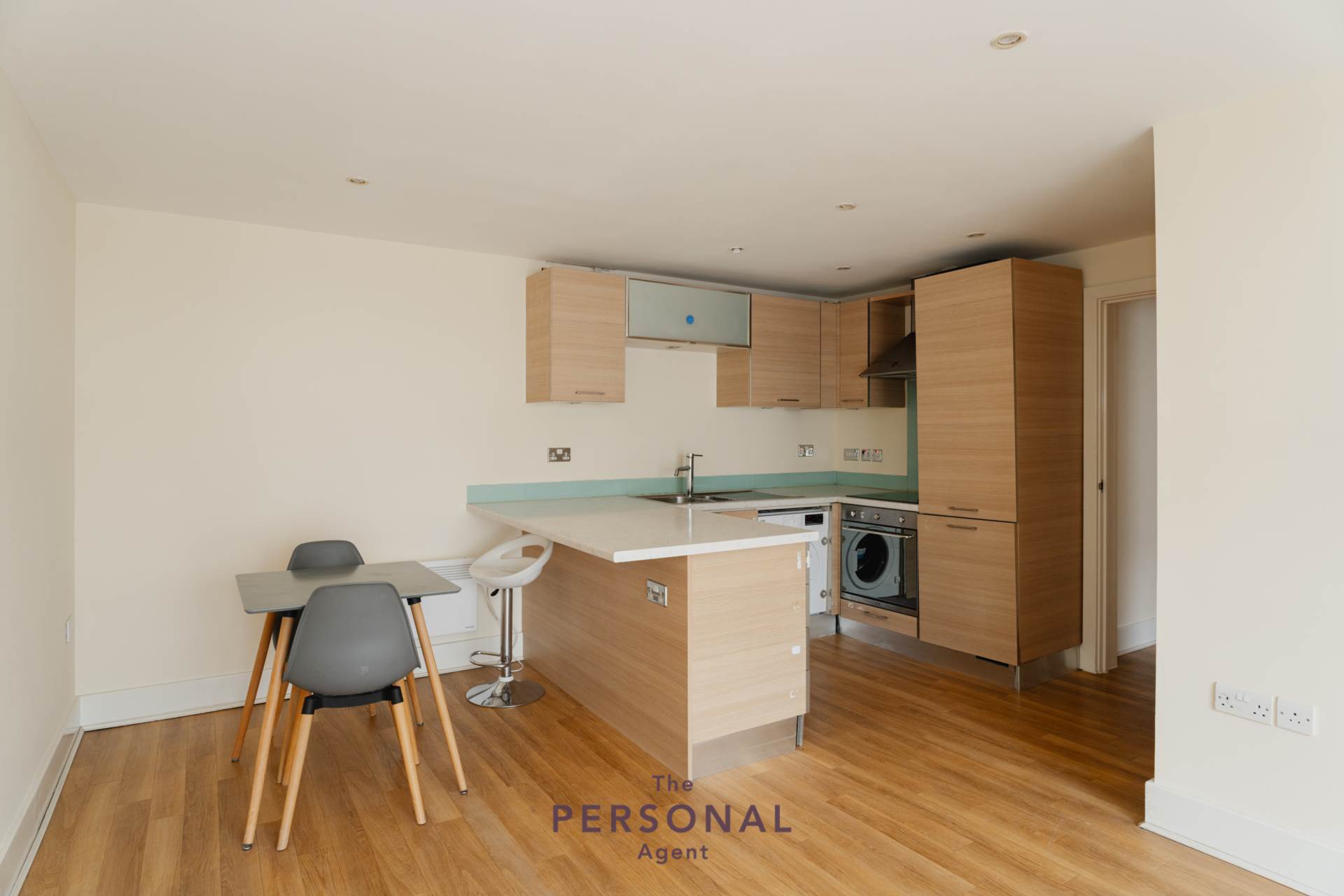 Additional Property Image 2 bedroom Flat to rent in Epsom 2