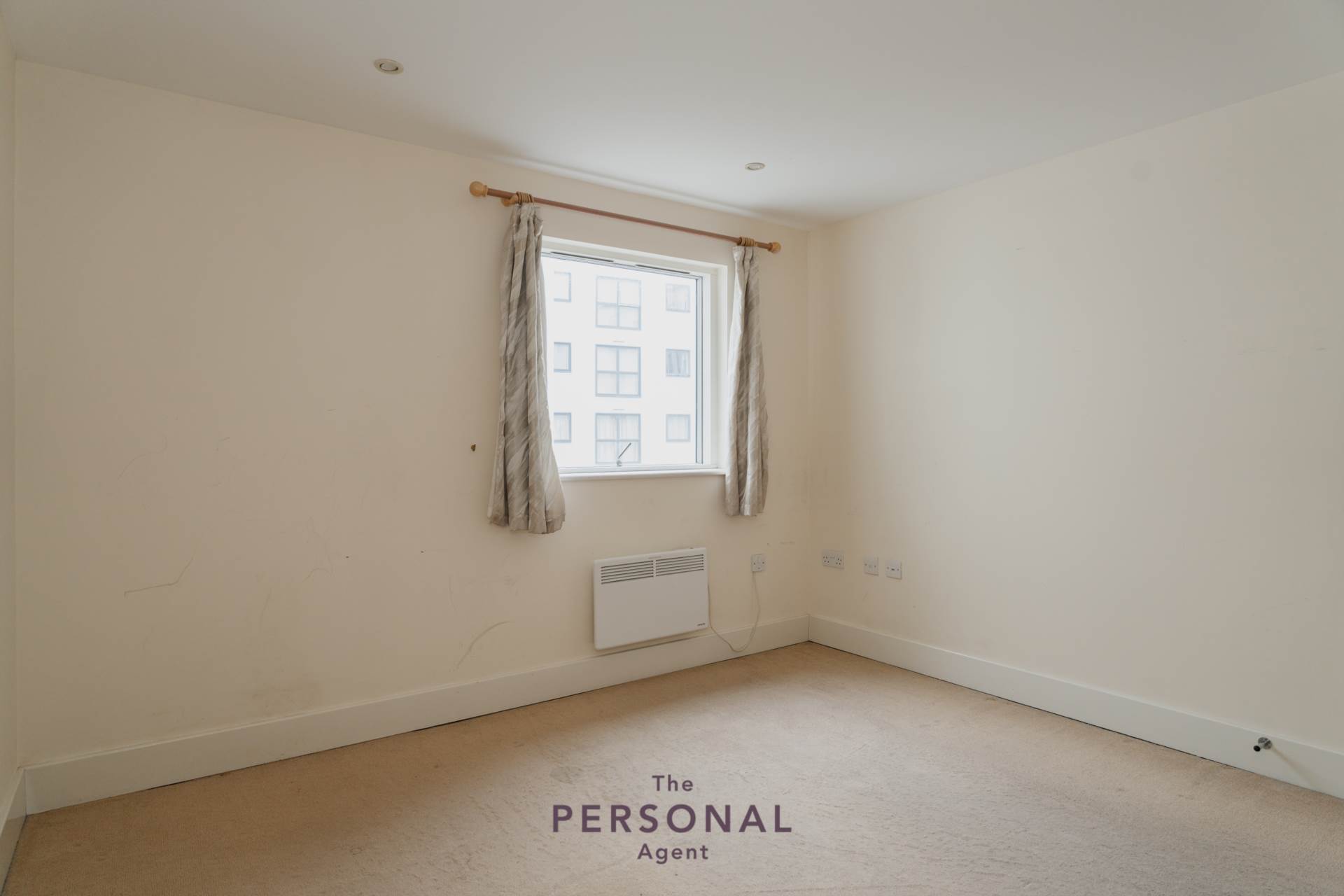 Additional Property Image 2 bedroom Flat to rent in Epsom 6