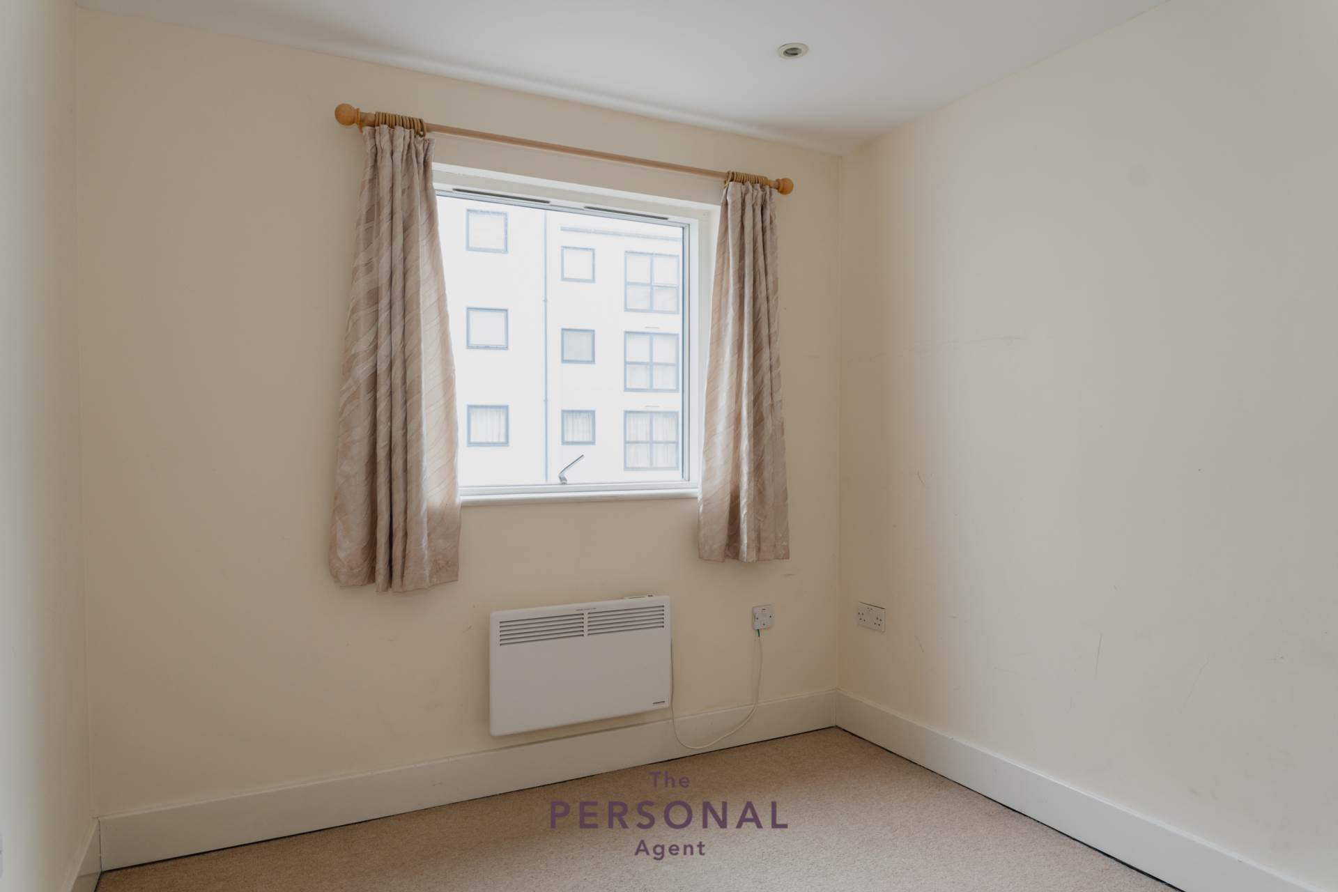 Additional Property Image 2 bedroom Flat to rent in Epsom 8