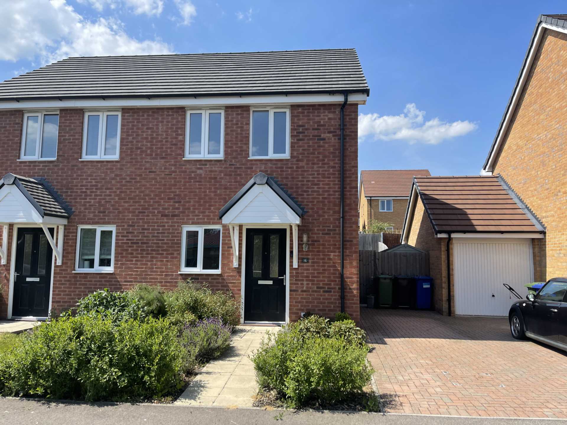 2 bedroom Semi Detached to rent in Towcester