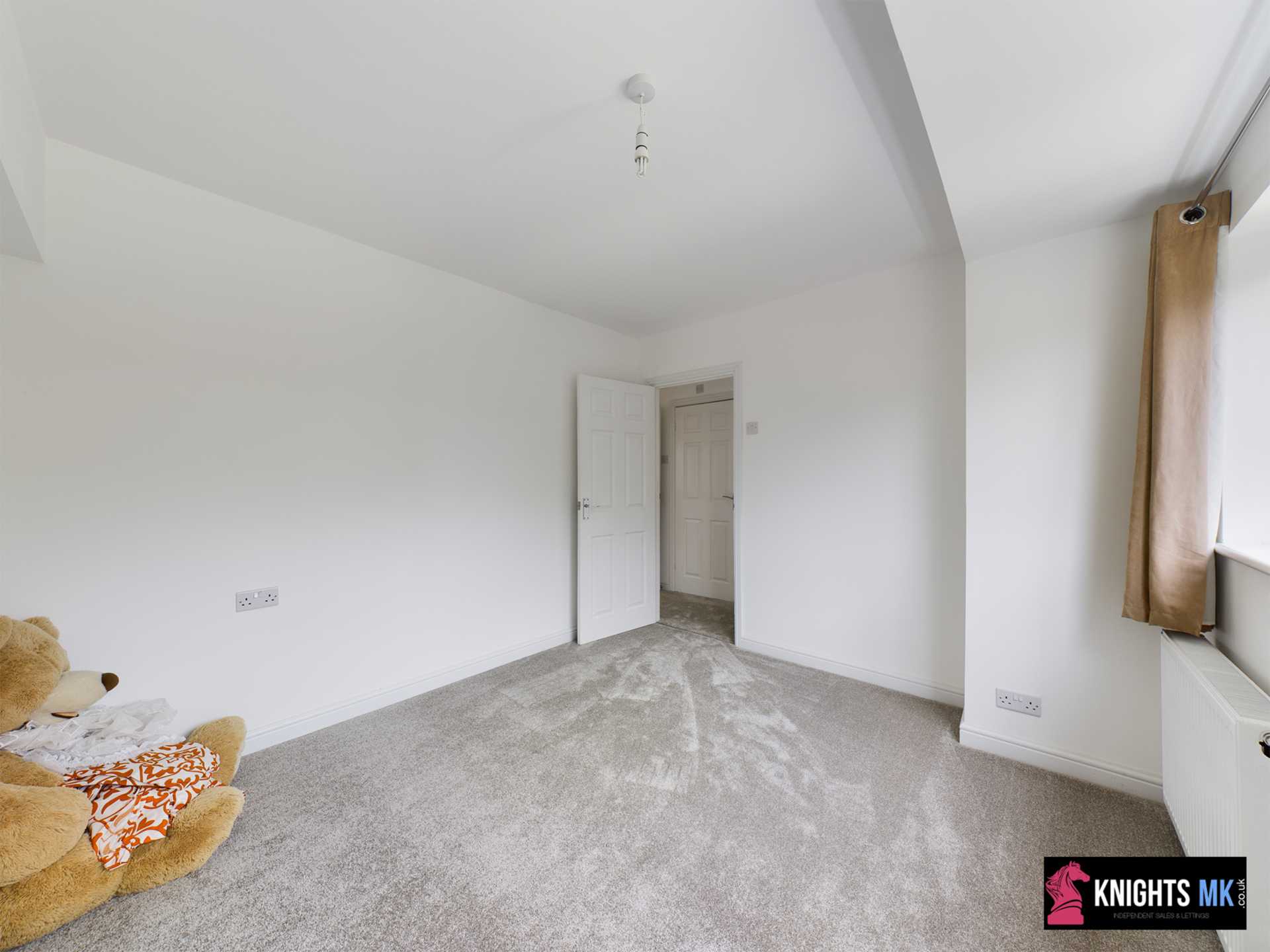 Additional Property Image 3 bedroom Semi Detached to rent in Milton Keynes 10