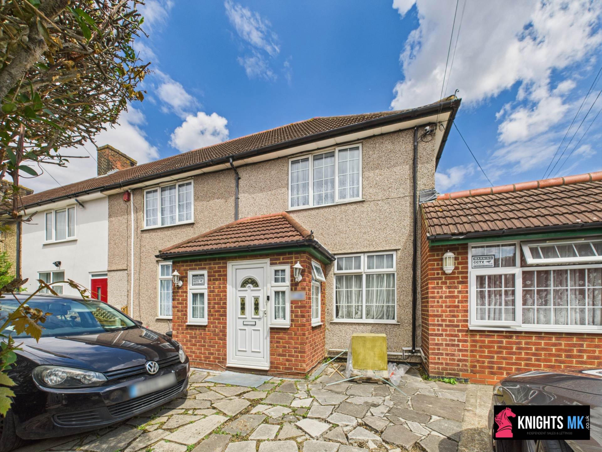 Additional Property Image 4 bedroom Semi Detached to rent in Dagenham 2