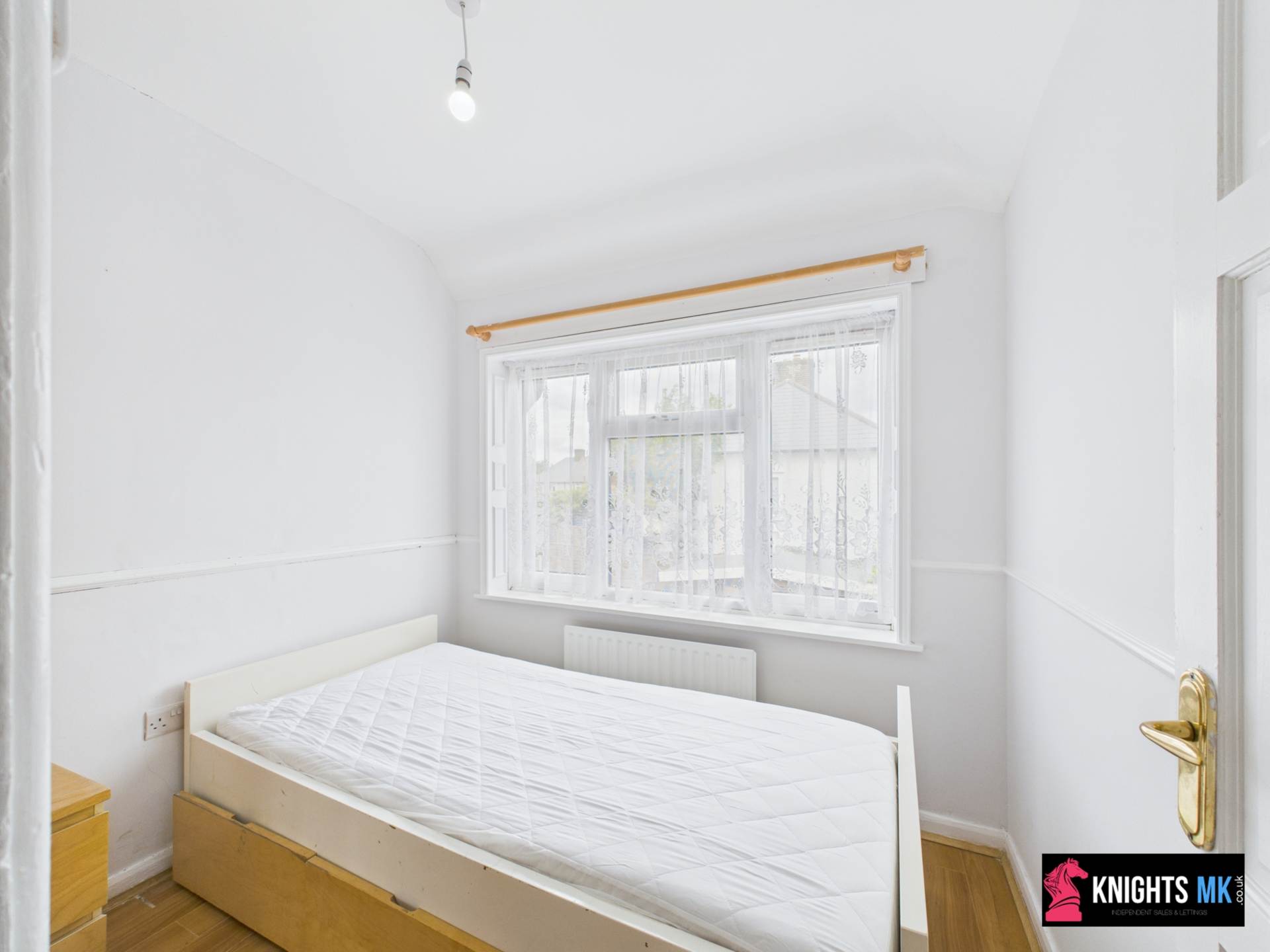 Additional Property Image 4 bedroom Semi Detached to rent in Dagenham 18