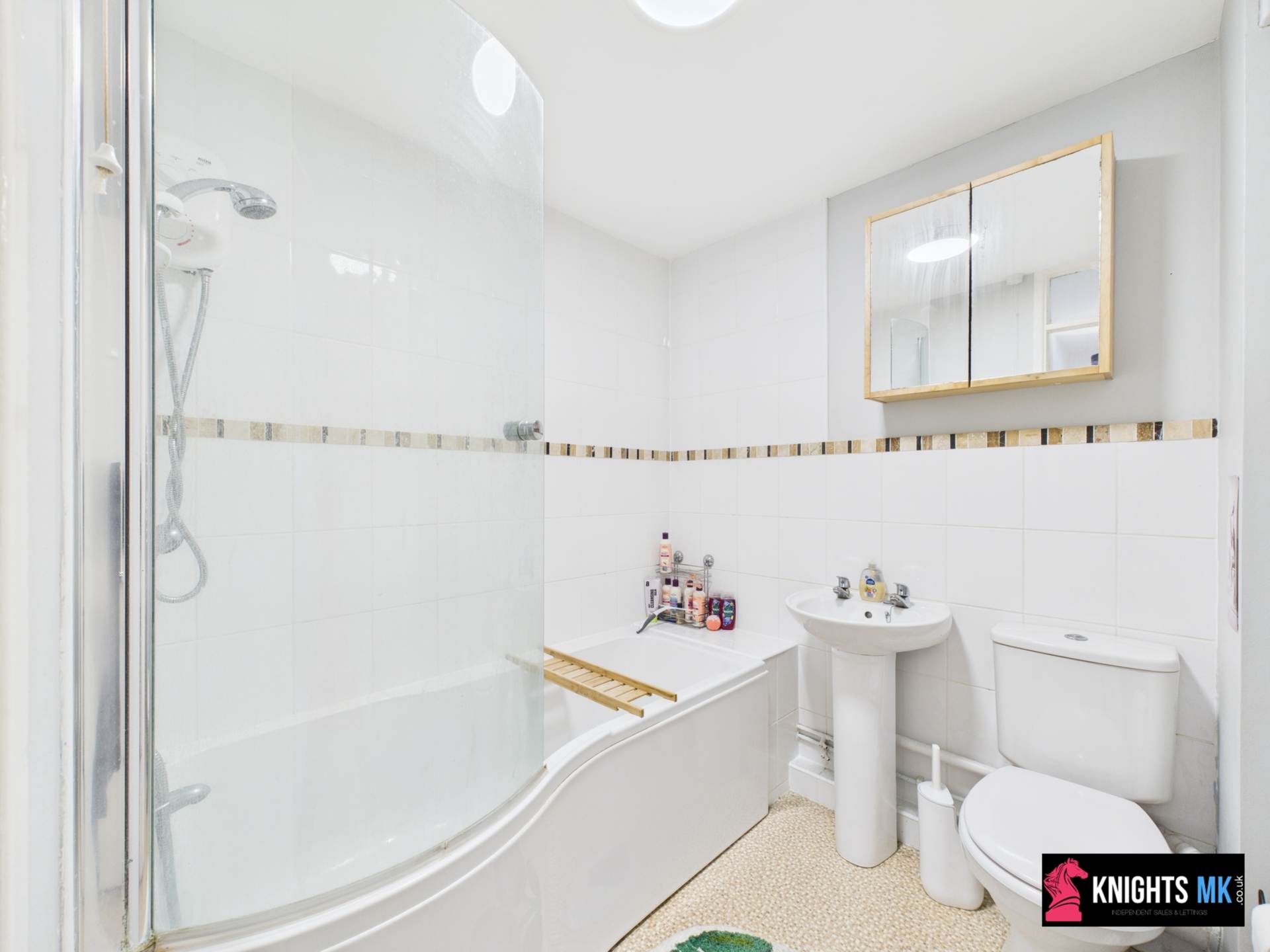 Additional Property Image 2 bedroom Maisonette for sale in Hitchin 12