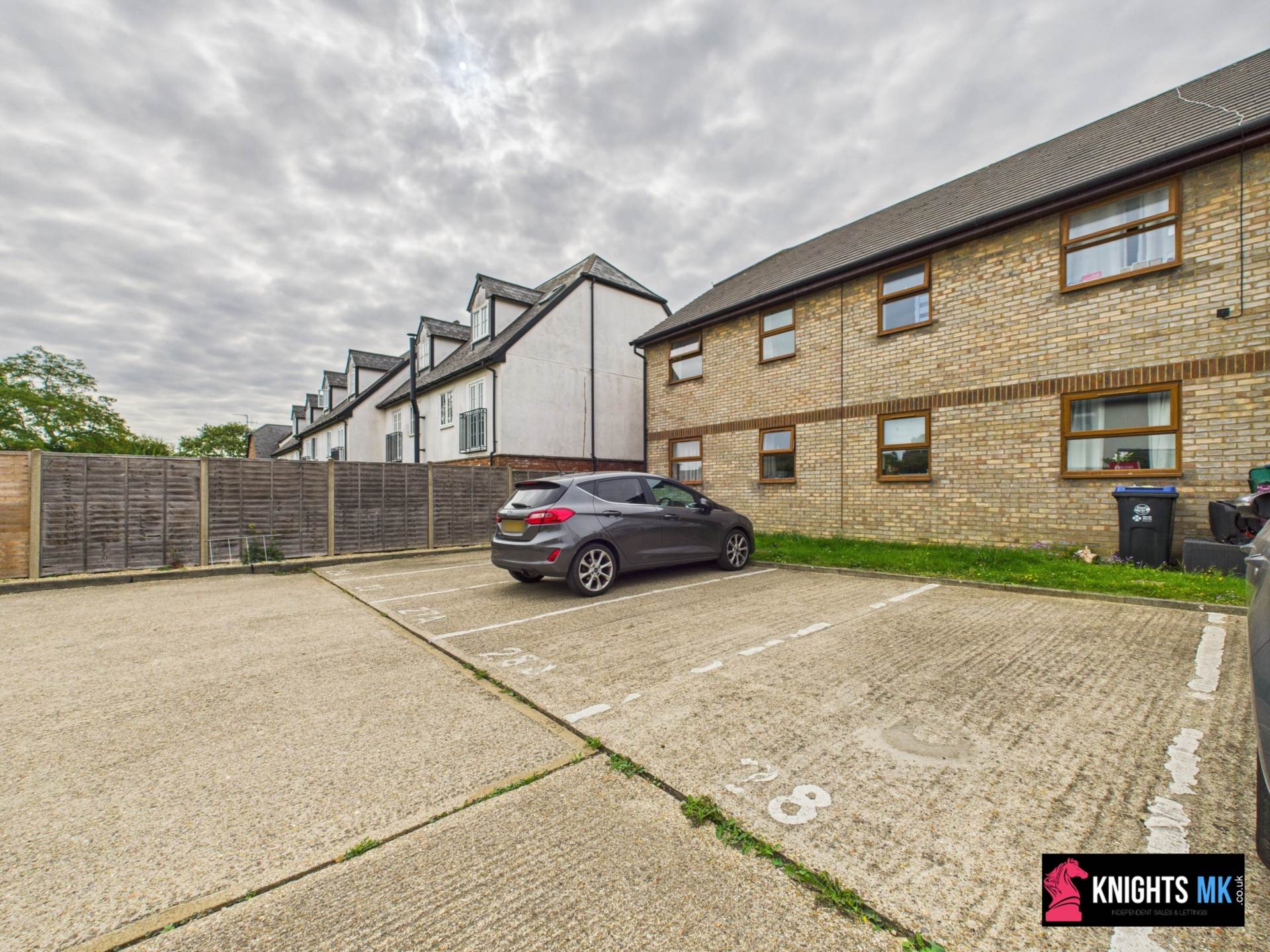 Additional Property Image 2 bedroom Maisonette for sale in Hitchin 18