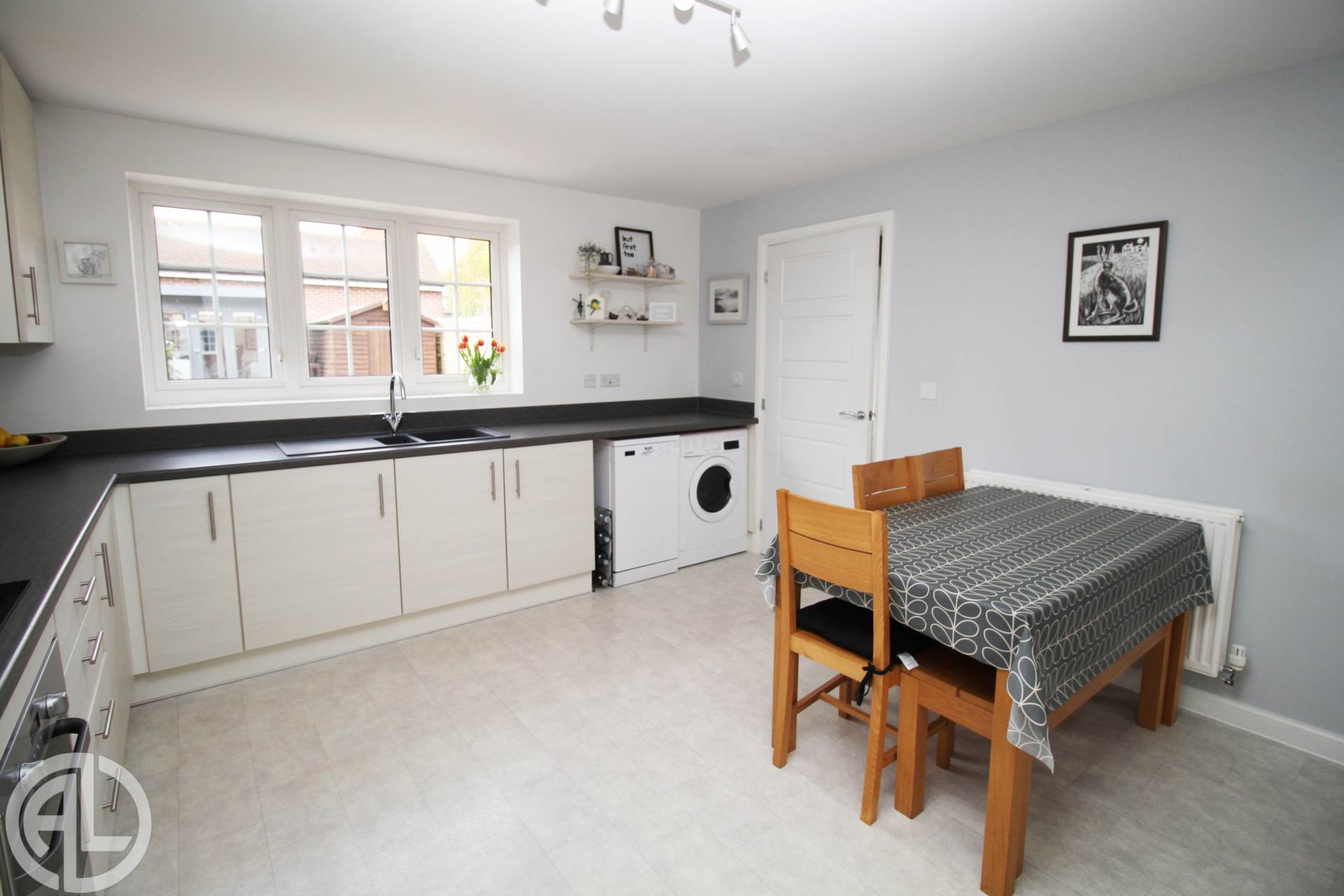 Additional Property Image 4 bedroom Semi Detached for sale in Letchworth 4