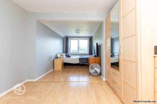 Additional Property Image 3 bedroom Semi Detached for sale in Hitchin 16
