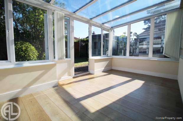 Additional Property Image 2 bedroom Detached Bungalow for sale in Letchworth 3