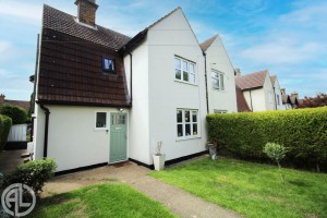 3 bedroom End of Terrace for sale in Letchworth