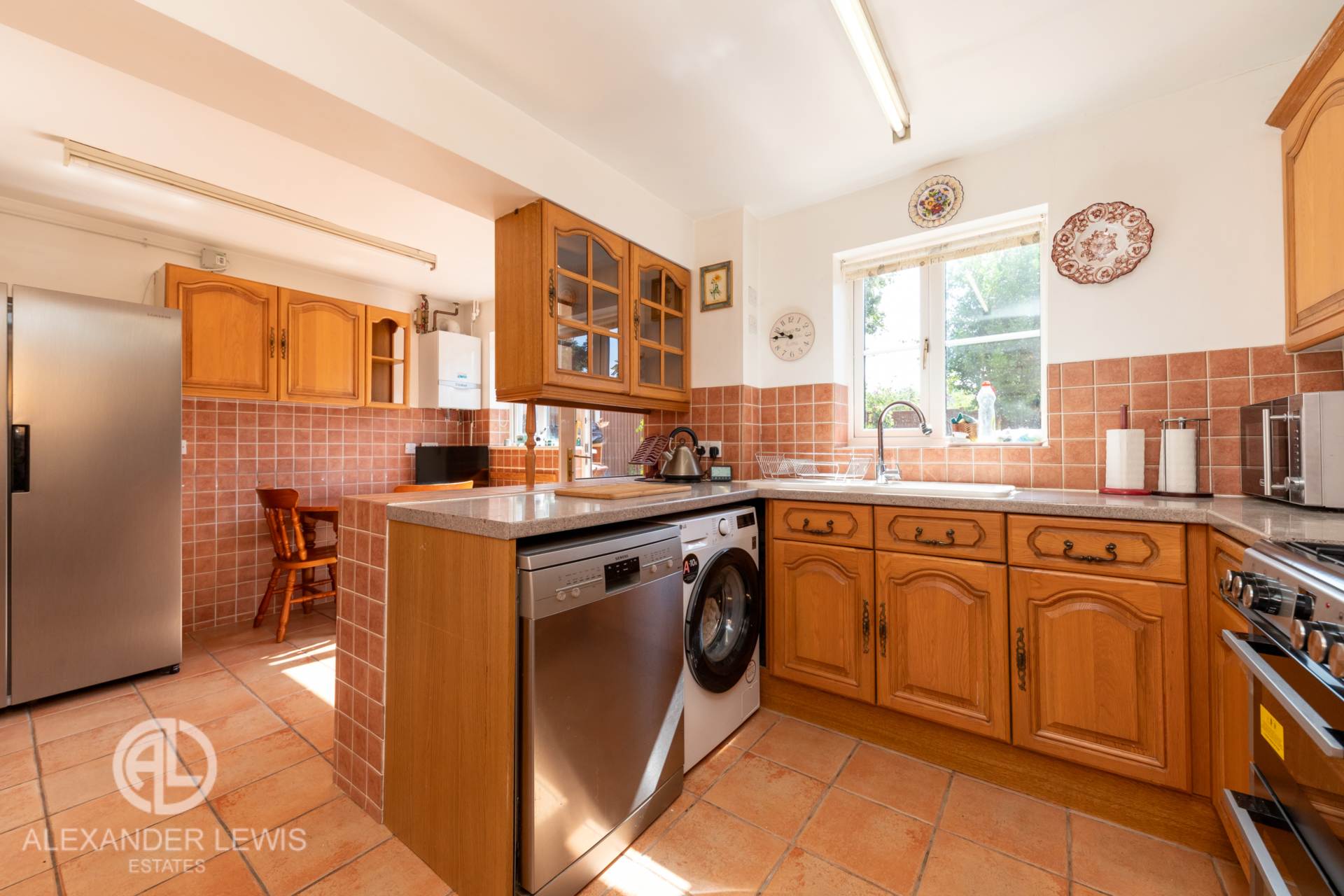 Additional Property Image 4 bedroom Detached for sale in Letchworth 4
