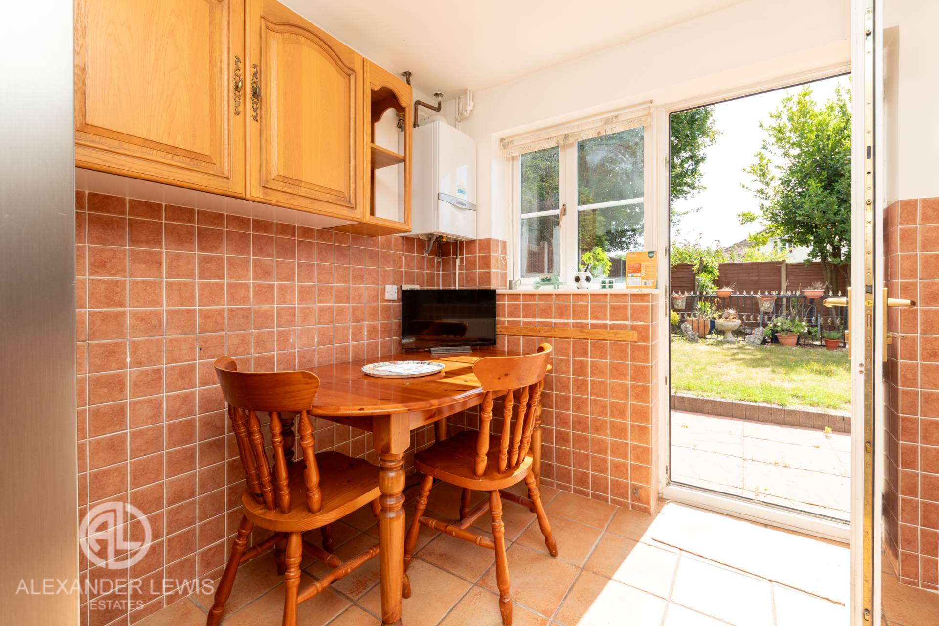 Additional Property Image 4 bedroom Detached for sale in Letchworth 5