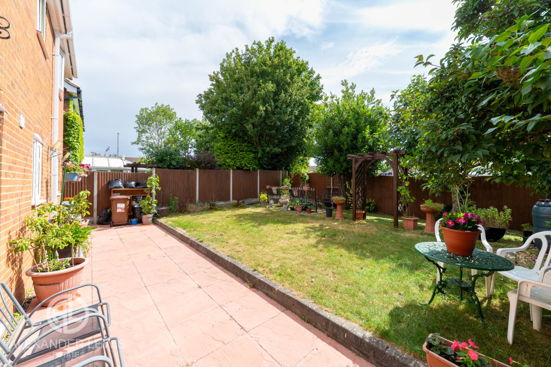 Additional Property Image 4 bedroom Detached for sale in Letchworth 16