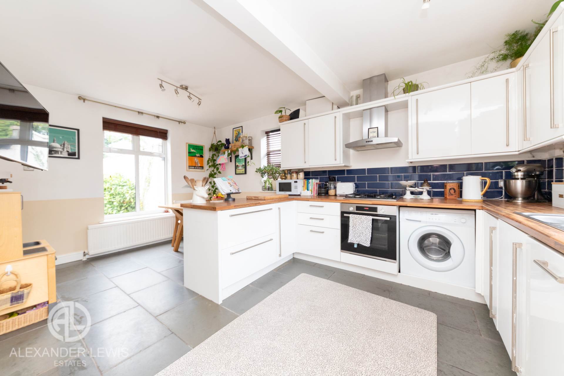 Additional Property Image 3 bedroom Semi Detached for sale in Letchworth 2