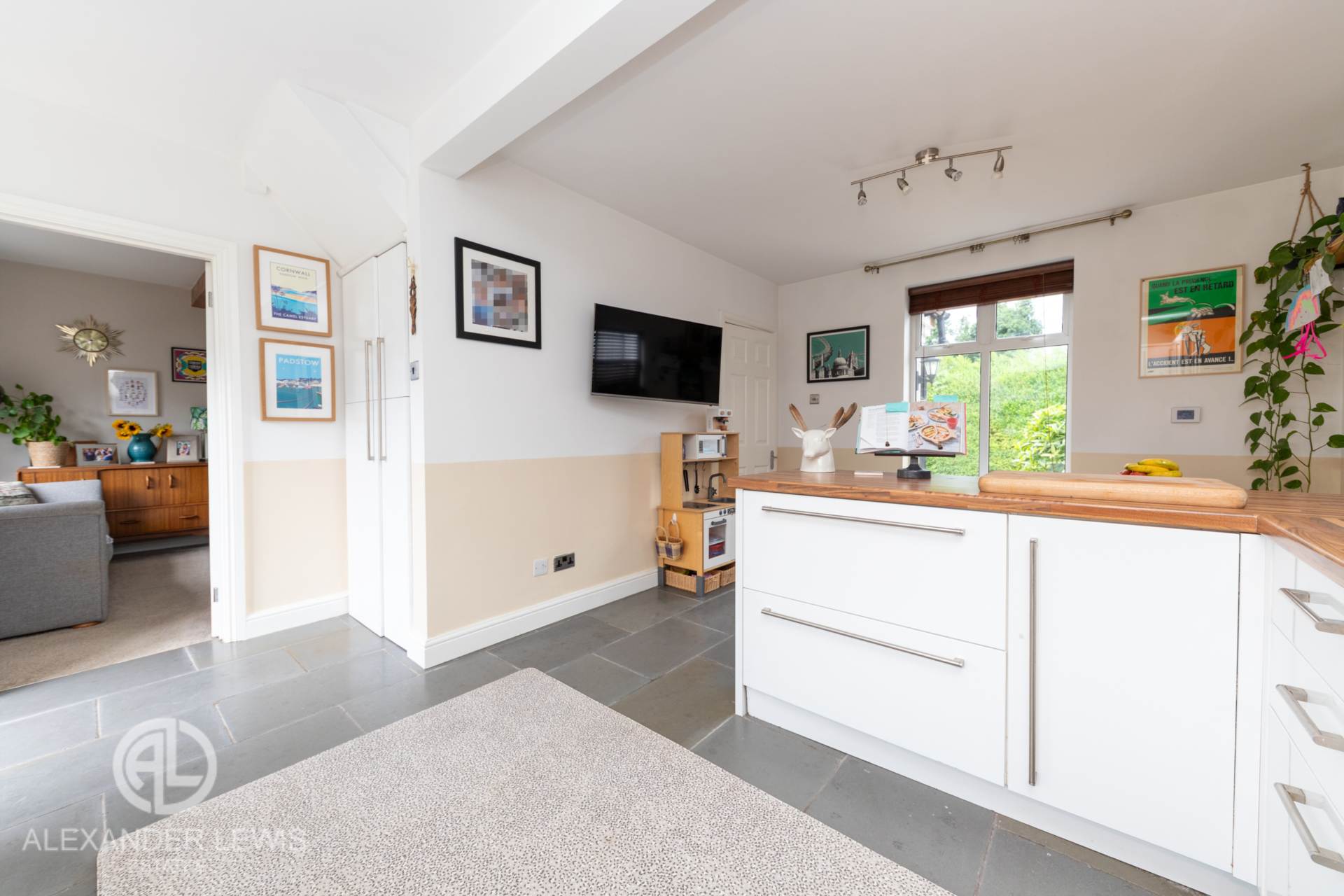 Additional Property Image 3 bedroom Semi Detached for sale in Letchworth 5