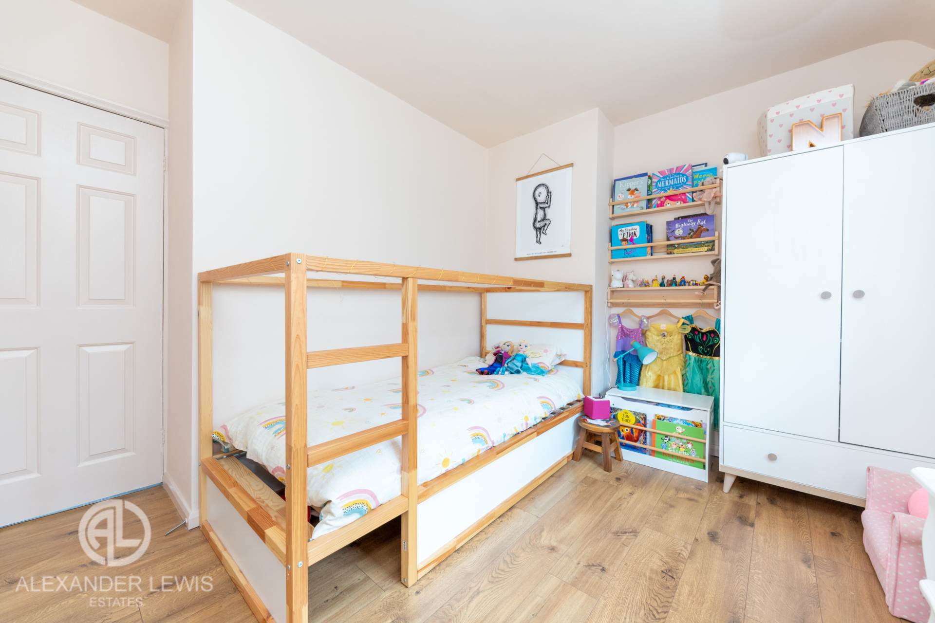 Additional Property Image 3 bedroom Semi Detached for sale in Letchworth 11