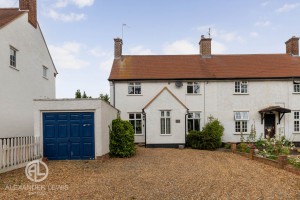 3 bedroom Semi Detached for sale in Letchworth