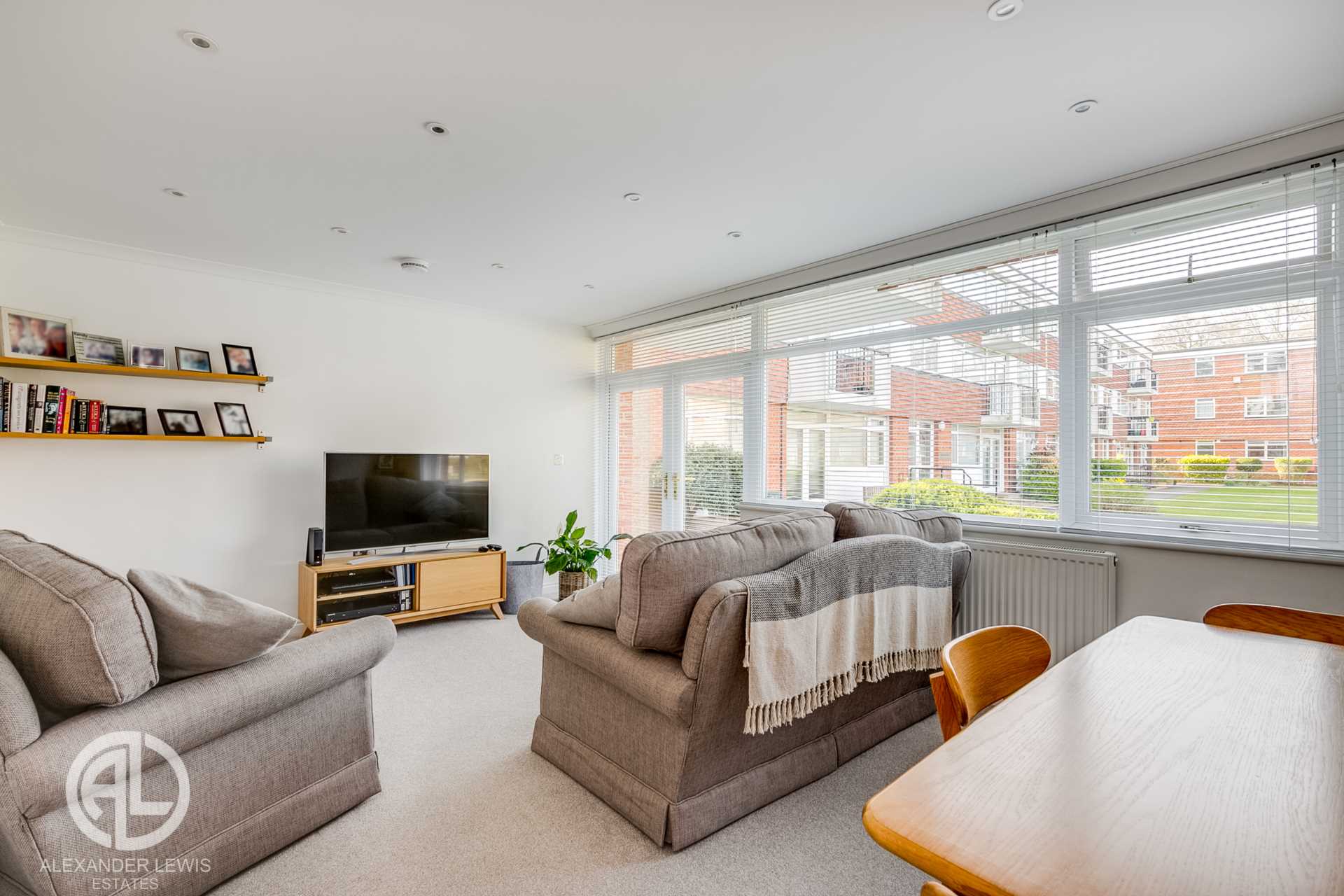 Additional Property Image 2 bedroom Apartment for sale in Letchworth 2