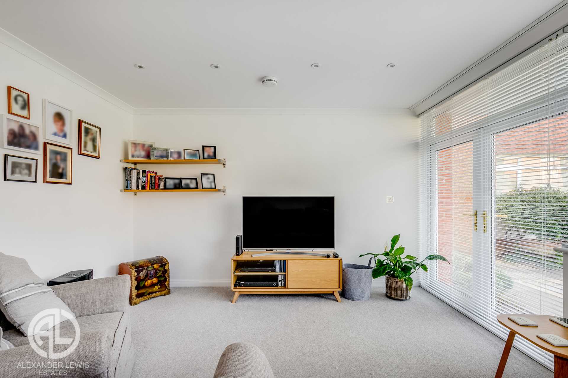 Additional Property Image 2 bedroom Apartment for sale in Letchworth 3