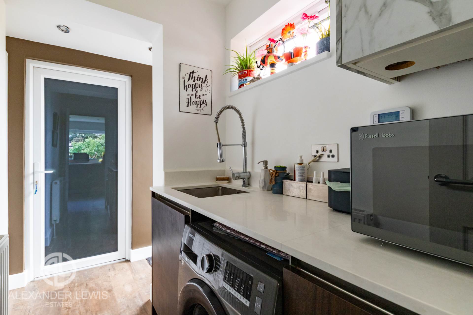 Additional Property Image 5 bedroom Detached for sale in Letchworth 10