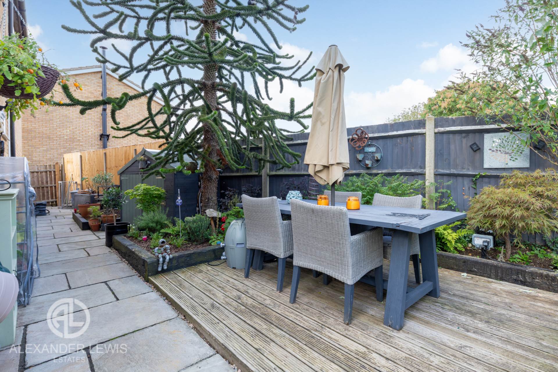 Additional Property Image 5 bedroom Detached for sale in Letchworth 24