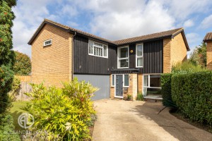5 bedroom Detached for sale in Letchworth