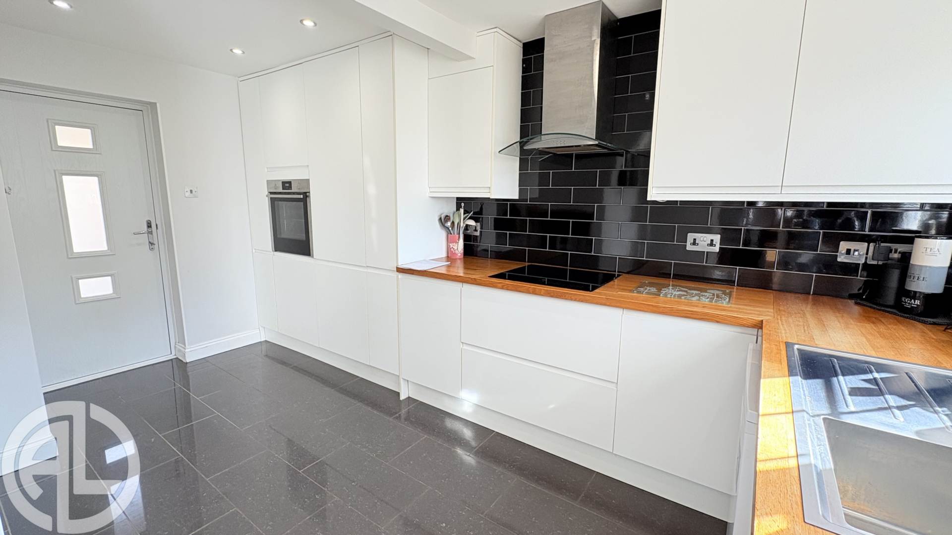 Additional Property Image 3 bedroom Semi Detached for sale in Stevenage 6
