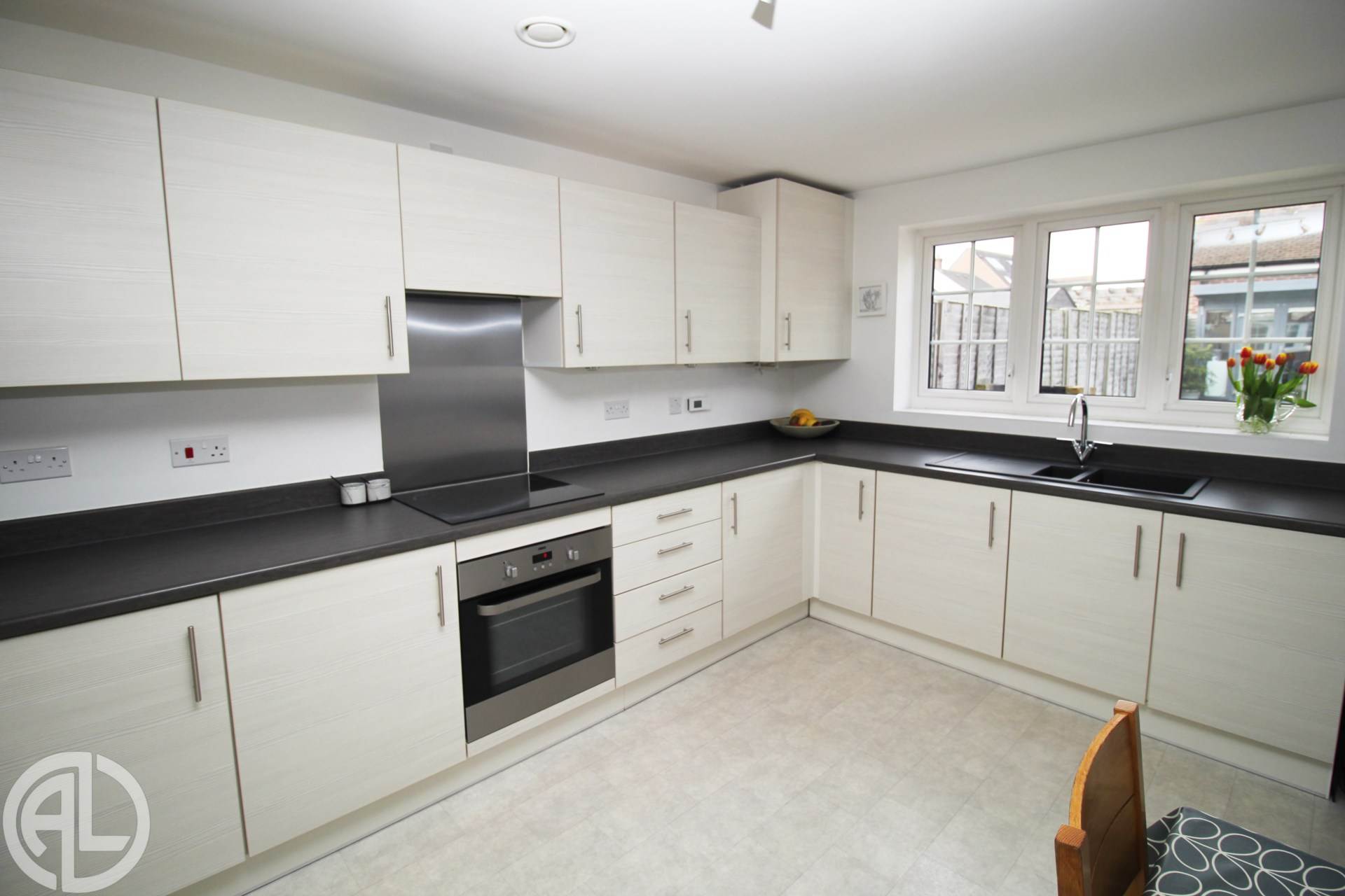 Additional Property Image 4 bedroom Semi Detached for sale in Letchworth 3