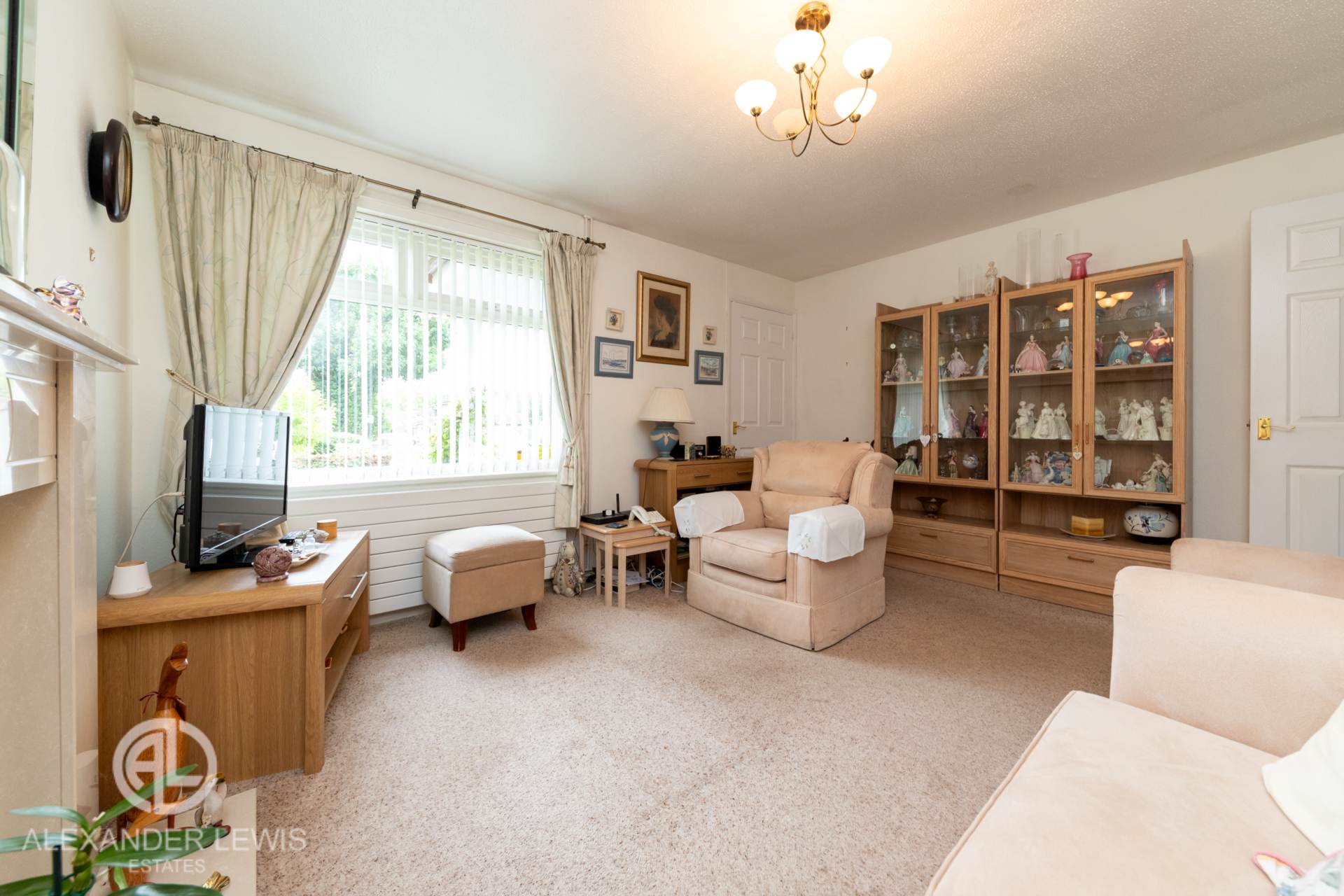 Additional Property Image 2 bedroom Bungalow for sale in Arlesey 2