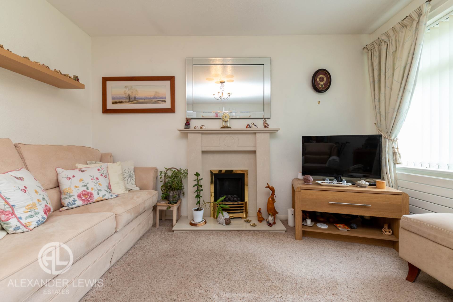 Additional Property Image 2 bedroom Bungalow for sale in Arlesey 3
