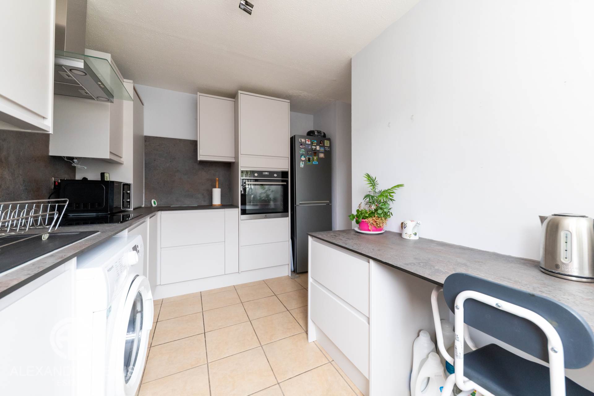 Additional Property Image 2 bedroom Bungalow for sale in Arlesey 5