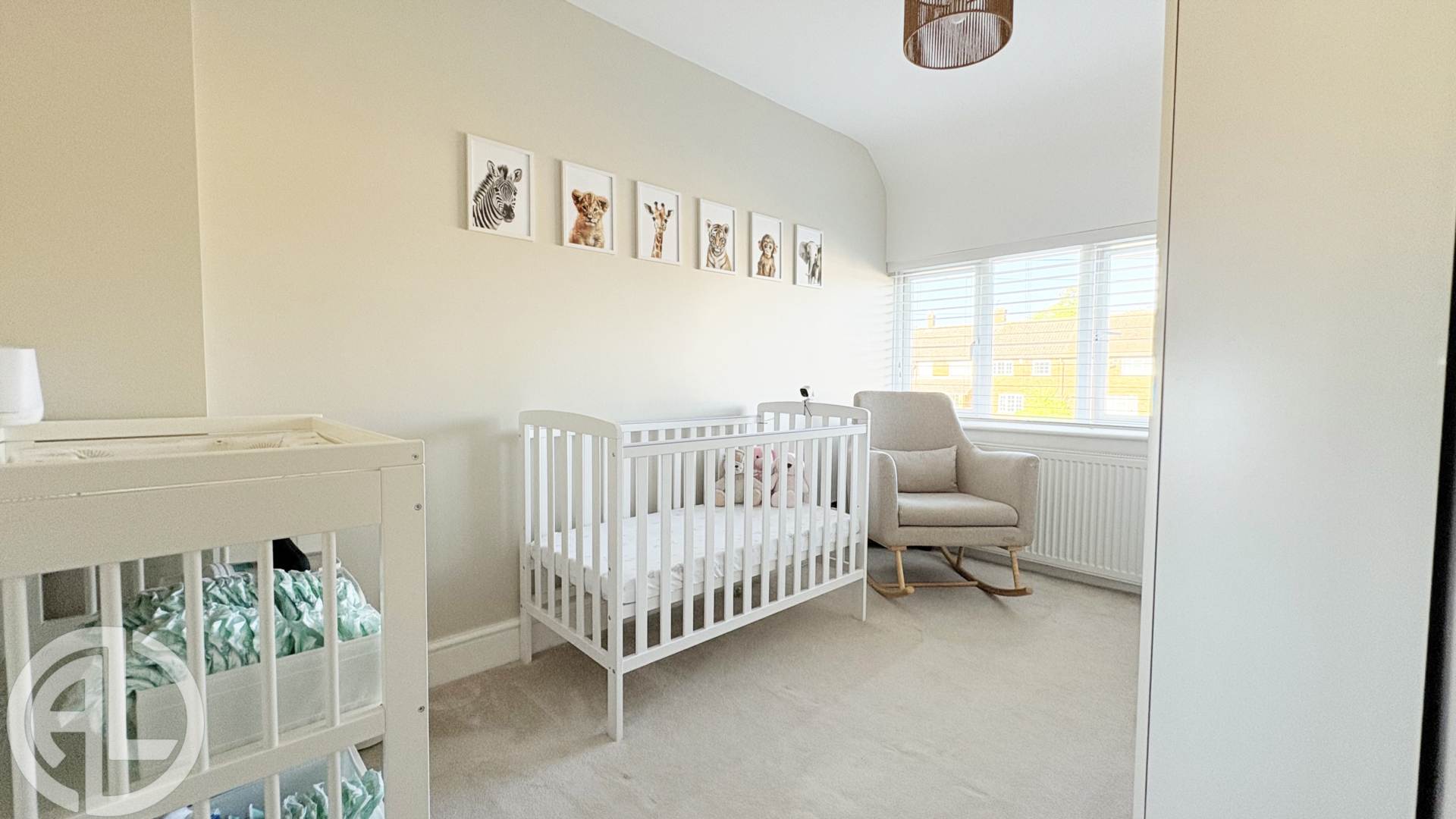Additional Property Image 3 bedroom Terraced for sale in Letchworth 9