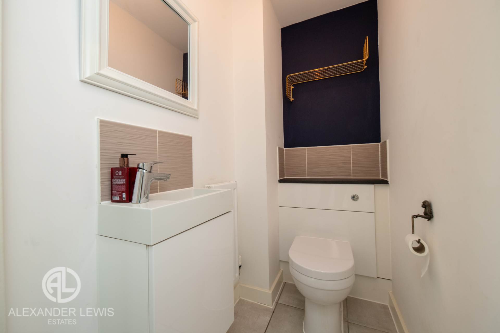 Additional Property Image 4 bedroom Detached for sale in Shefford 9