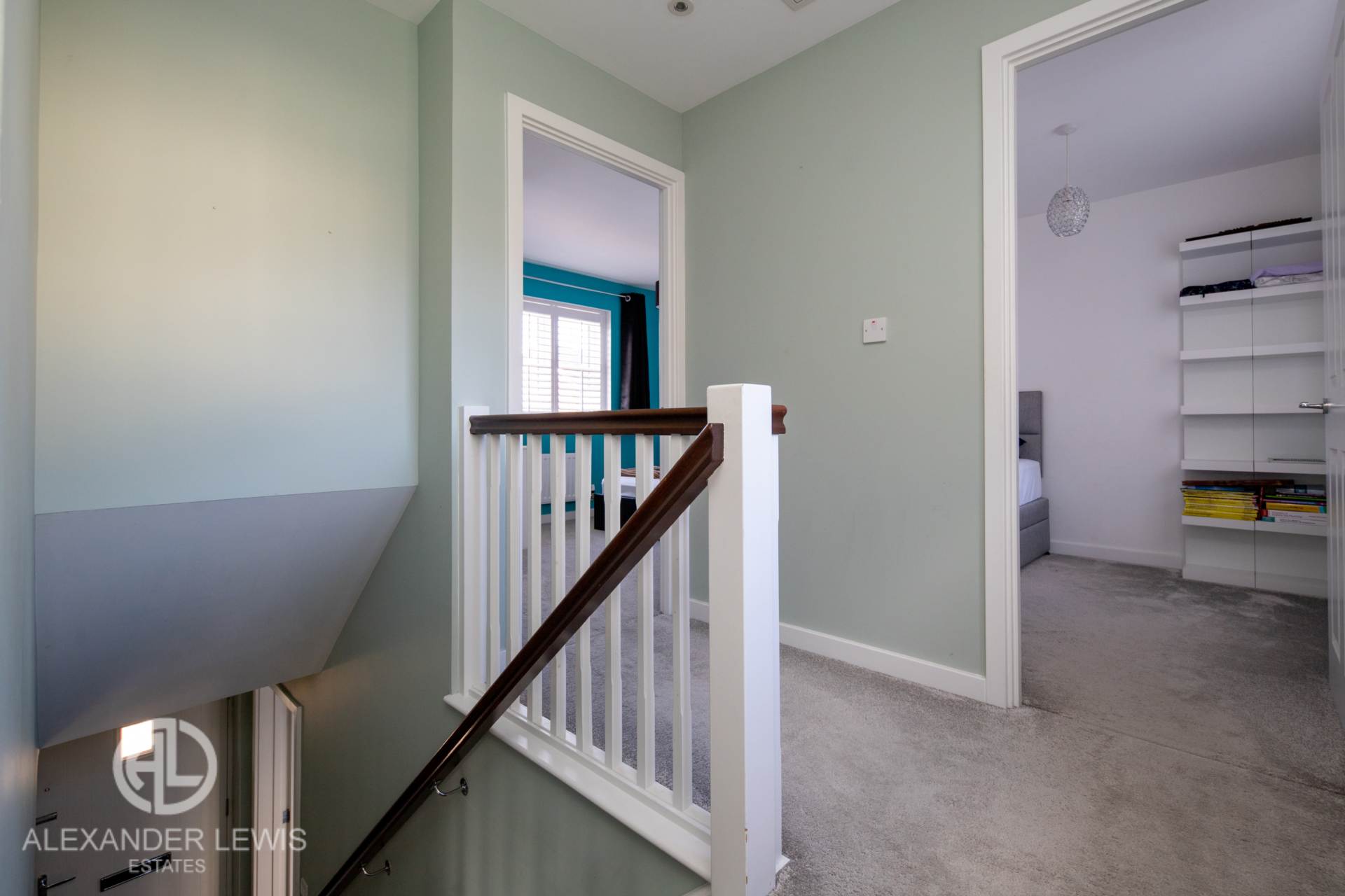 Additional Property Image 4 bedroom Detached for sale in Shefford 11