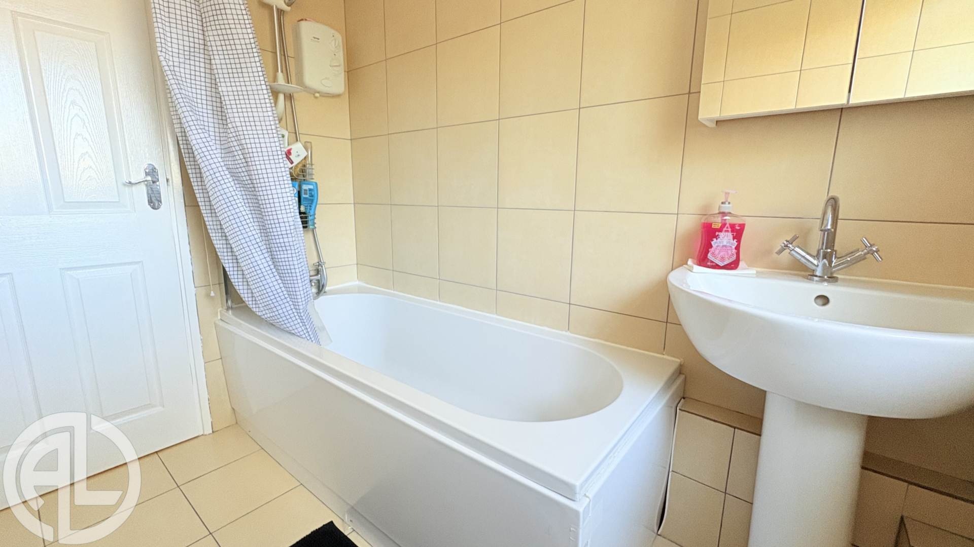 Additional Property Image 2 bedroom Apartment for sale in Letchworth 9