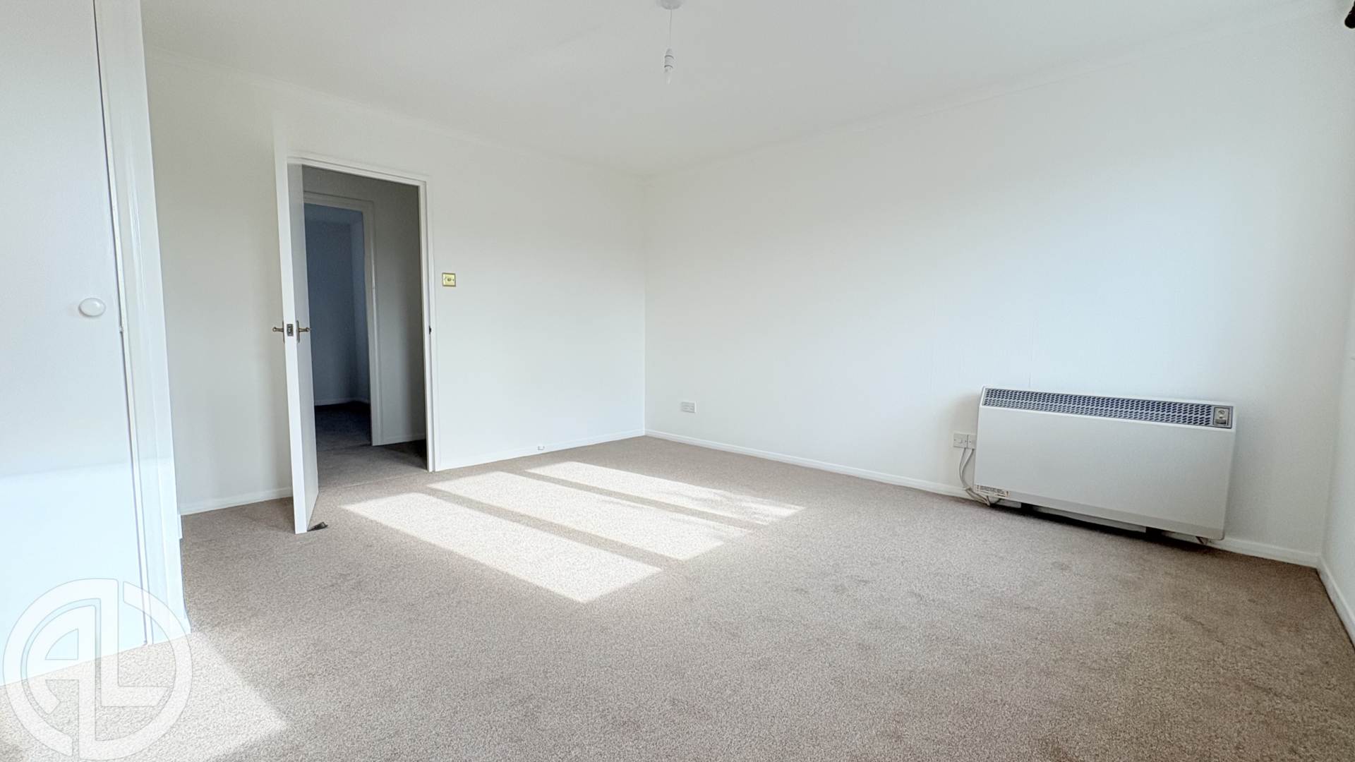 Additional Property Image 2 bedroom Apartment for sale in Letchworth 3