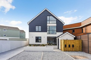 3 bedroom Apartment for sale in Chichester