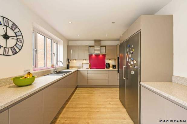 Additional Property Image 4 bedroom Detached for sale in Chichester 4