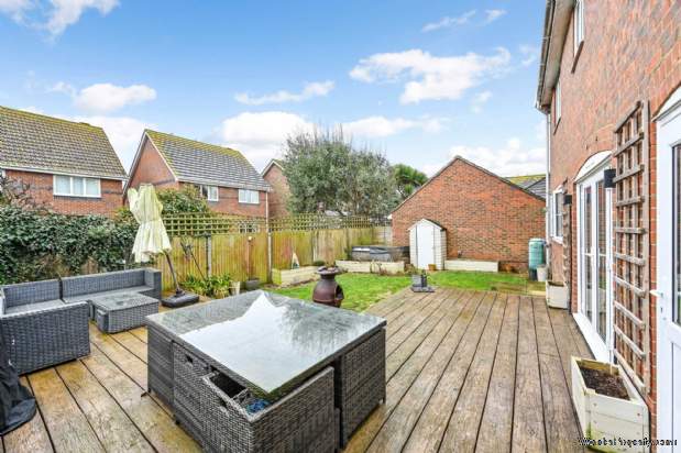 Additional Property Image 4 bedroom Detached for sale in Chichester 16