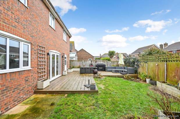 Additional Property Image 4 bedroom Detached for sale in Chichester 17