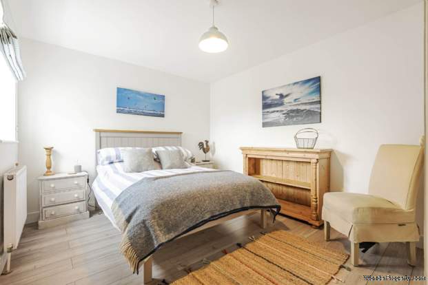 Additional Property Image 4 bedroom Detached Bungalow for sale in Chichester 10