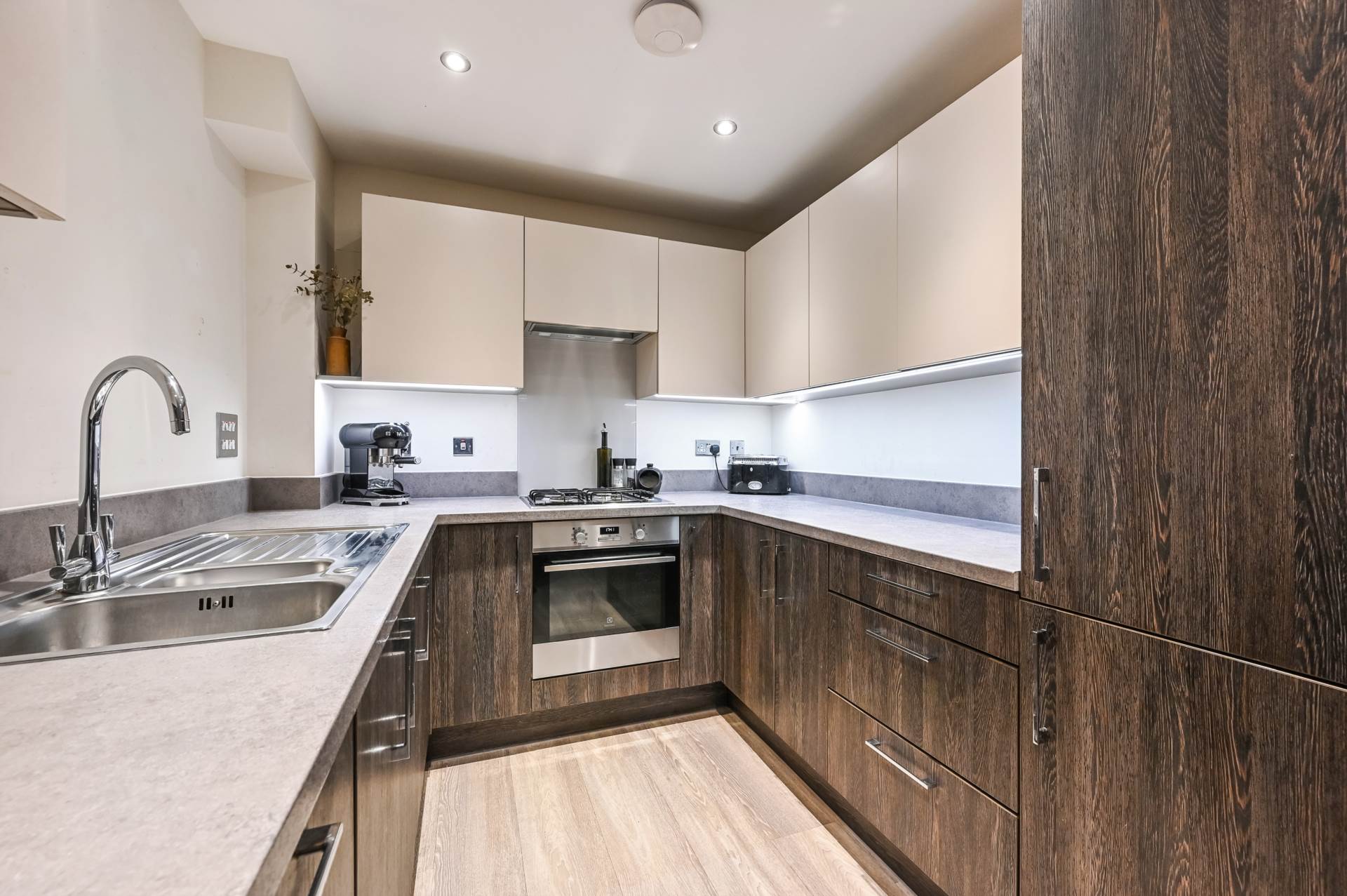 Additional Property Image 2 bedroom Detached for sale in Chichester 3