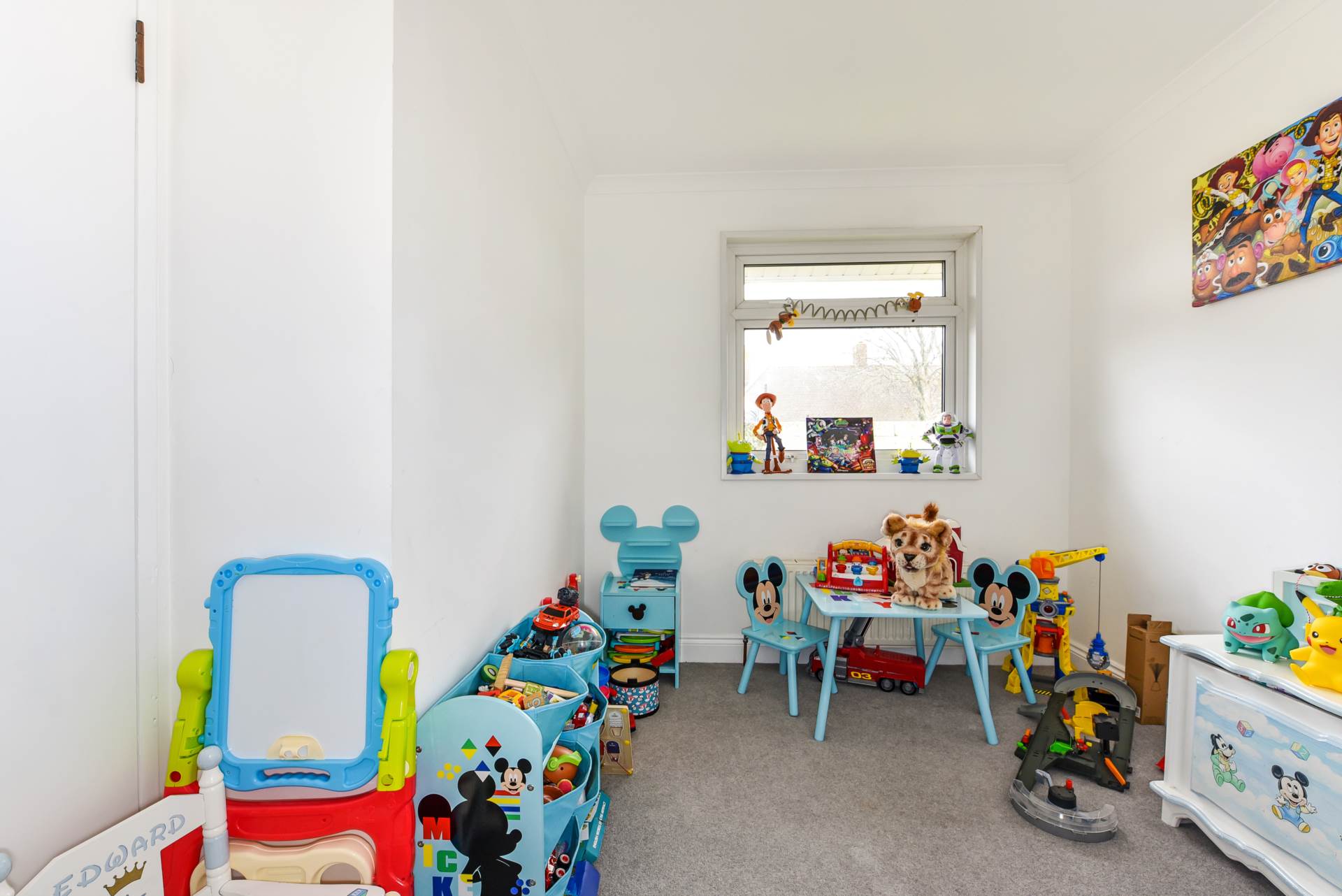 Additional Property Image 4 bedroom Detached Bungalow for sale in Chichester 11