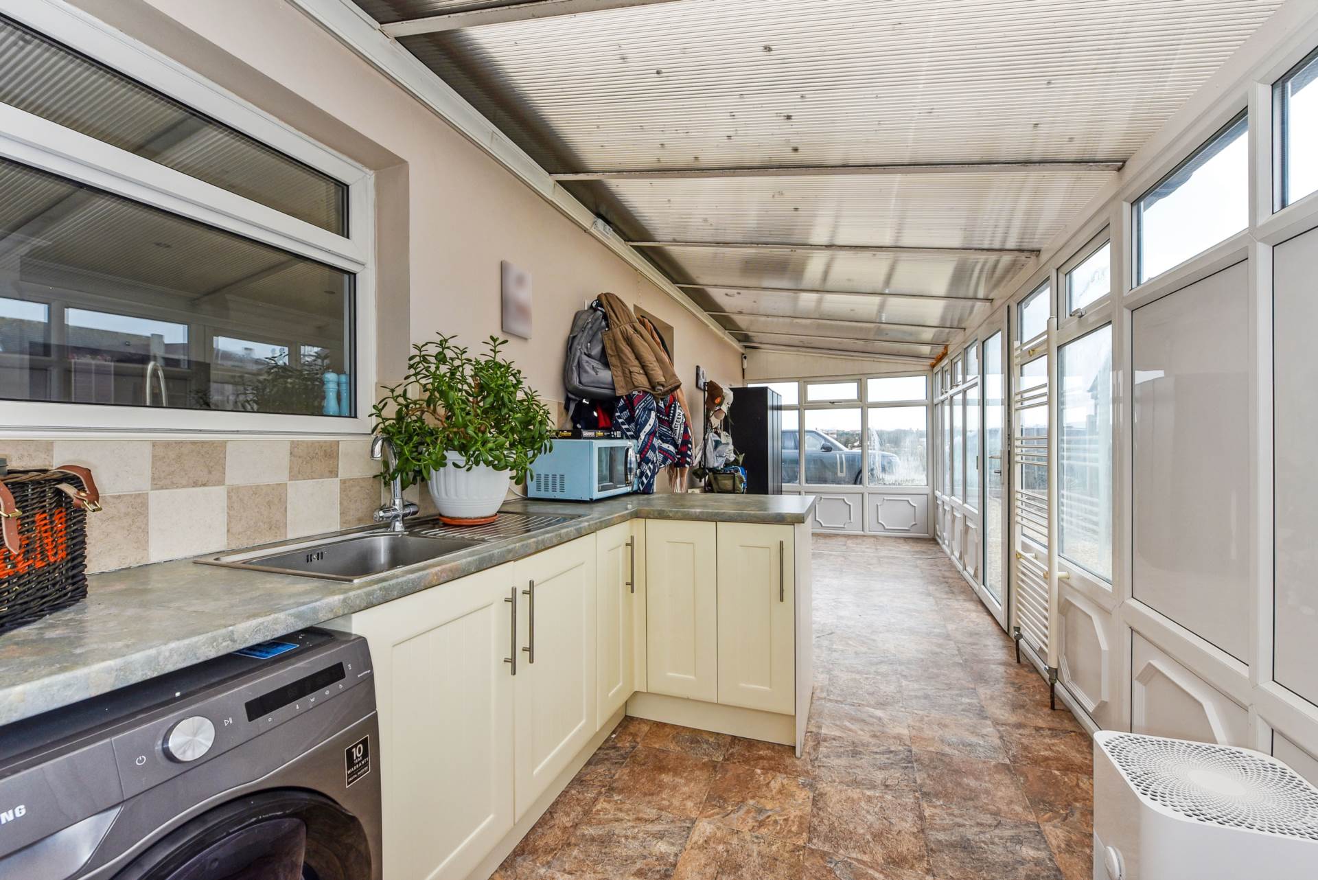 Additional Property Image 4 bedroom Detached Bungalow for sale in Chichester 13