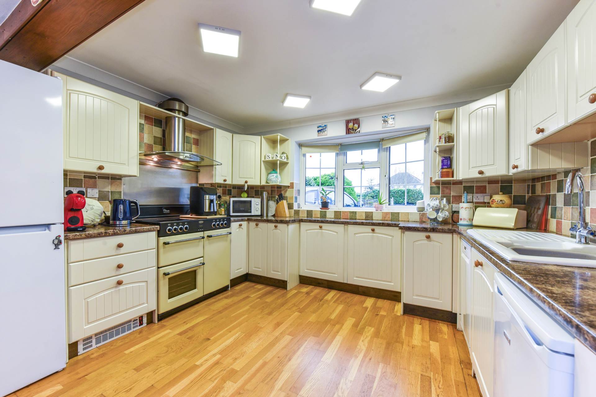 Additional Property Image 3 bedroom Detached Bungalow for sale in Chichester 3