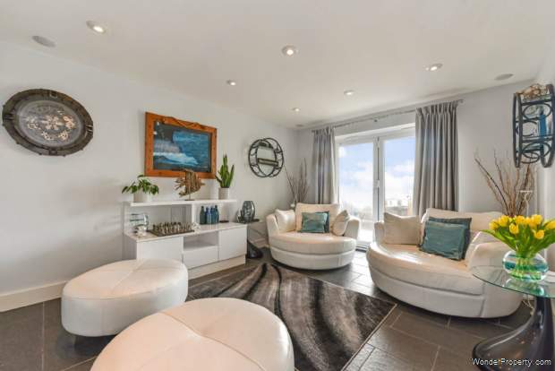 Additional Property Image 2 bedroom Apartment for sale in Chichester 4