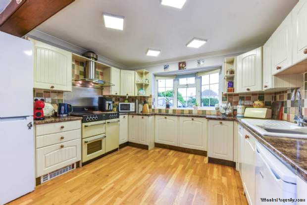 Additional Property Image 3 bedroom Detached Bungalow for sale in Chichester 3
